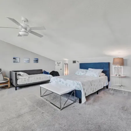 Beach Access Heated Pool Resort Condo for 8
