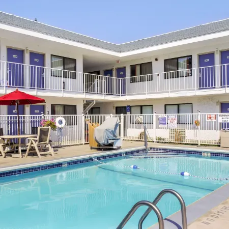 Motel 6 Medford, or