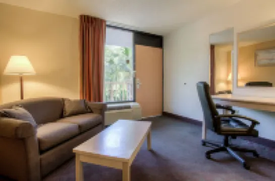 Quality Inn & Suites St Augustine Beach Area Hotels in St. Augustine Beach