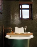 Fingal - A Luxury Floating Hotel - Romantic