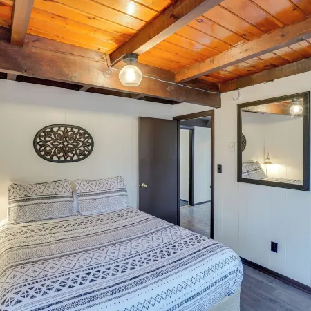 Hunter Mountain Home w/ Game Room: 1 Mi to Skiing!