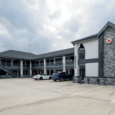 Downtowner Inns - Houston Downtown & Convention Center Отели рядом с достопримечательностью «Менил Коллекшен»