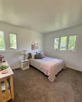 3Bedroom and Loft Countryside Dr Home Minutes from Pitt State and Local Eateries