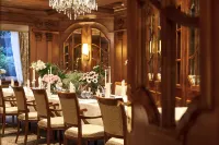 Parkhotel Gütersloh - 조식 운영
