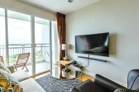 1702 - 2 Bedrooms Condo with Seaview at Boathouse Hua Hin - Mountain view