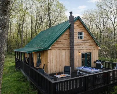 Getaway Cabin – Deck, Fire Pit & BBQ Near Gorge ワイルダーネスのホテル