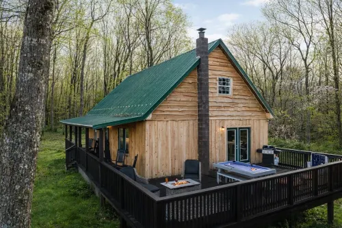 Getaway Cabin – Deck, Fire Pit & BBQ Near Gorge