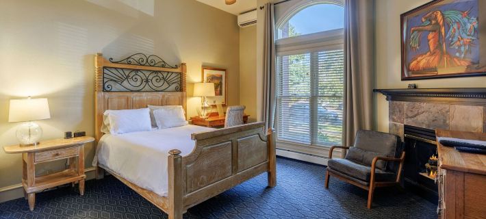 The Bradley Boulder Inn Hotels in Boulder