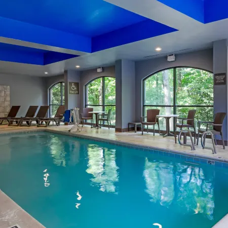 Comfort Suites Regency Park