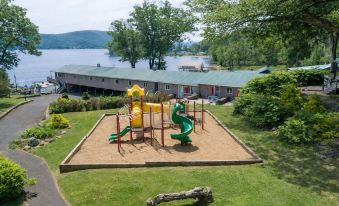 Depe Dene Lakeside Resort