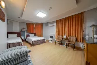 Inje Tourist Hotel - ที่มีสปา