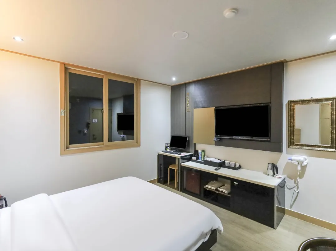Ritz Motel Yeosu - 여수시
