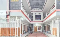 RedDoorz Syariah Near Citimall Sukabumi