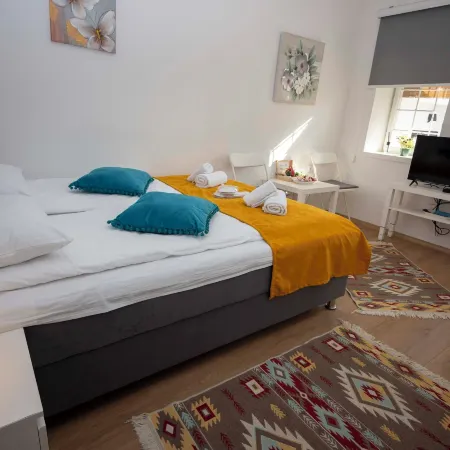 Bosanska Avlija Authentic Sarajevo Stay with Garden