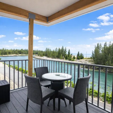 Xquisite Suites