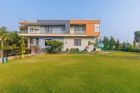 ELIVAAS Aarul Farm 4BHK Villa with Pool Hotels in 