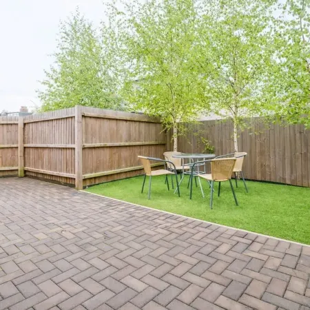 Tanzanite Ground Floor 2BR Apart Pet Friendly