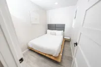 Stardust Big Bend Container Home - Горячие источники