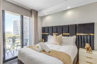 Ellipse Guest House Close to Mall of Africa - Apartments
