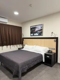Hotel 170