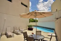 Hplus Premium Palmas - parking