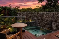 Noah's Forest Hotel by Tifakara - Romantic