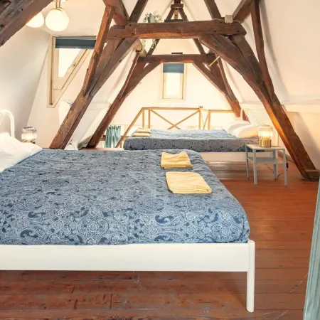 Stylish Duplex Apartment for 10