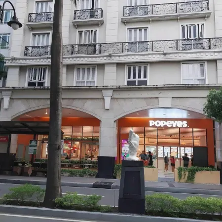 Tess and Tessha Condotel near T3 Airport