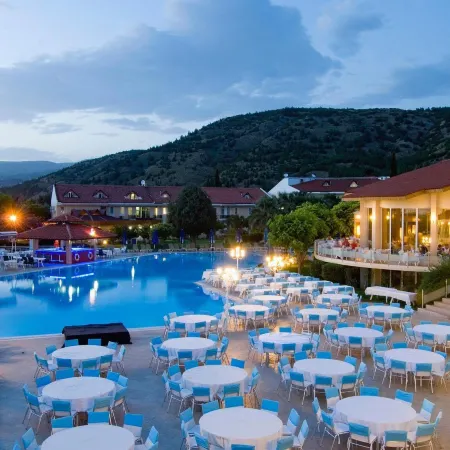 Lycus River Thermal Hotel
