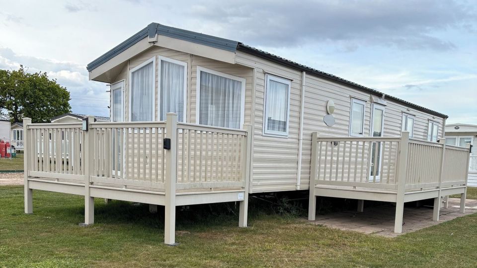 Caravan 607