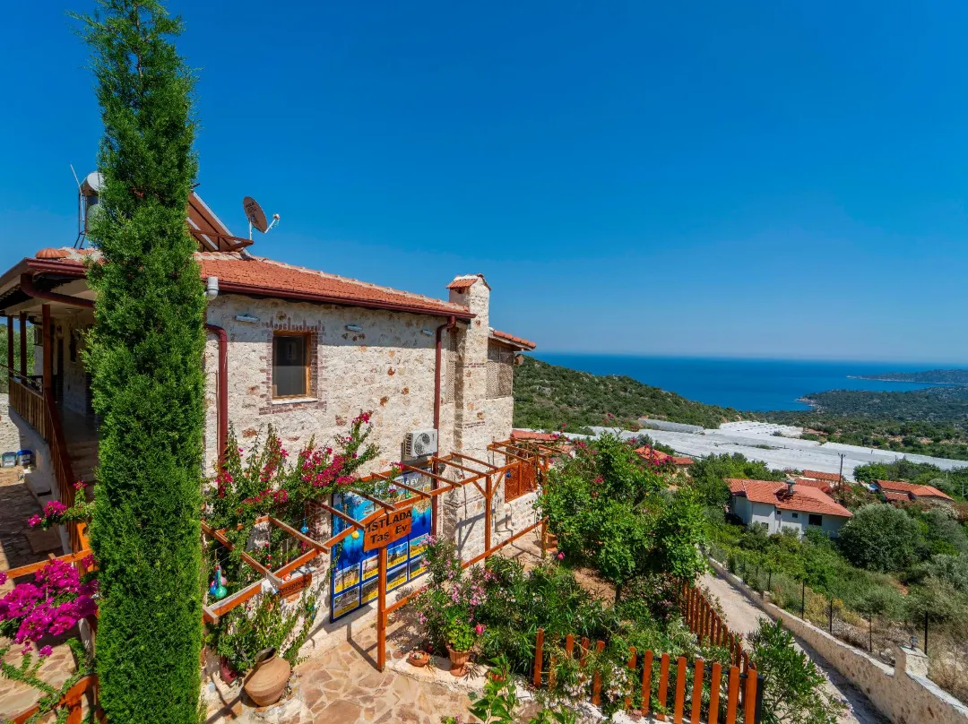 Istlada Tas Ev Apart - Kekova