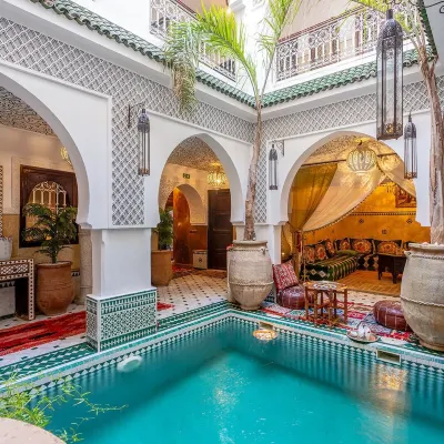 Riad Lumière D’Orient Hotels near Medina