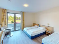 Tunici Team Hotel Hotels near بيلشتات