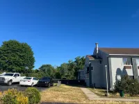 Quality Inn Plainfield I-395 - parking