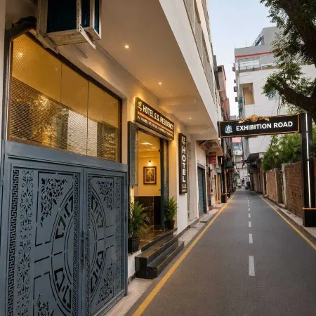 Hotel SS Residency