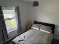 2 Bed Folkestone Flat, Town, Rail, Channel Tunnel