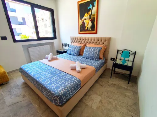 Arty & Cozy Modern Apartment  Near Lake & Airport - 3-Star