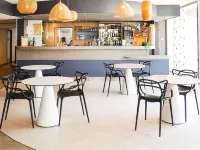 Ibis Budget Arles Palais des Congres - bar