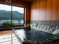 Riverside Maruyama - Hot Tub