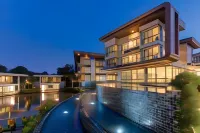 Na Tree Tara Riverside Resort Amphawa Damnoensaduak - Pools