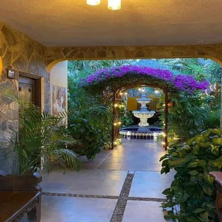 The Mexican Inn Отели рядом с достопримечательностью «Пляж Разводов»