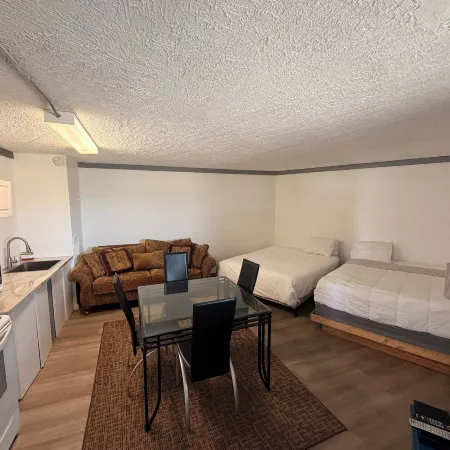 Caravan Motel