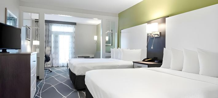 Clarion Inn Willow River Hotels in Sevierville