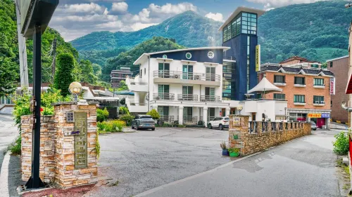 Gangchon Nutinamu Maeul Pension - Pensions