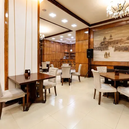 Cathedral Plaza Hotel Gyumri