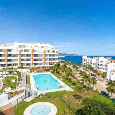 Luxury Rooftop Isea 1132 by Casasol Fitness & Recreational Facilities
