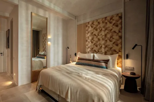 Atlantis Hotel - 2-Star
