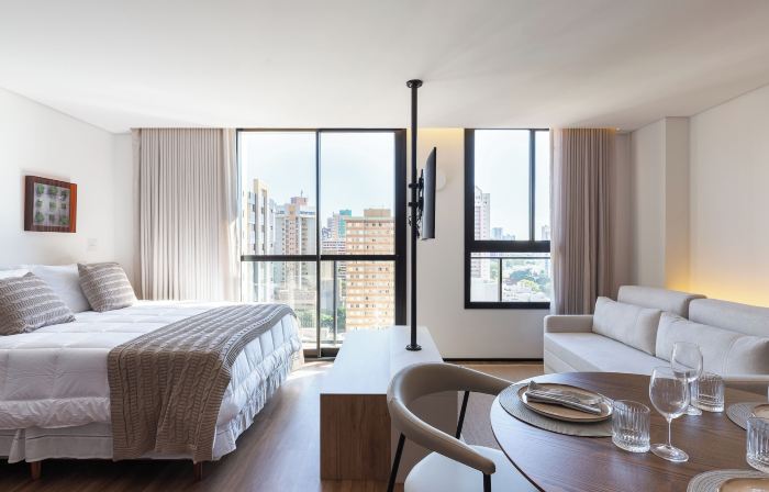StayHome Maringá King Bed & Pool & Sauna