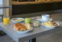 B&B Hotel Nîmes Ville Active 3 étoiles - พร้อมอาหารเช้า