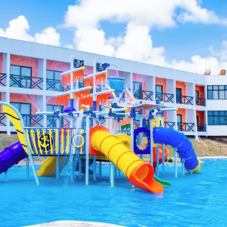 El Aram Imirá Beach Resort